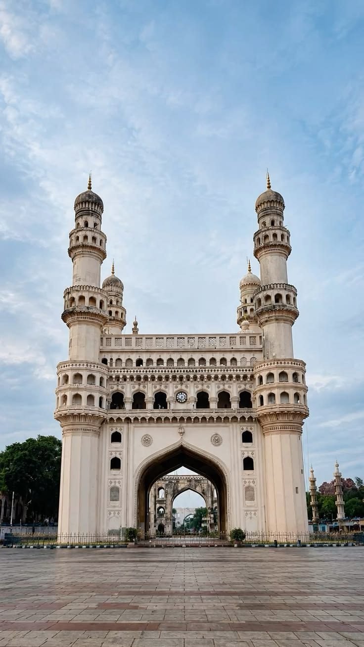 HYDRABAD — 3N/4D tour package from Trivandrum by Travel Vibe Go