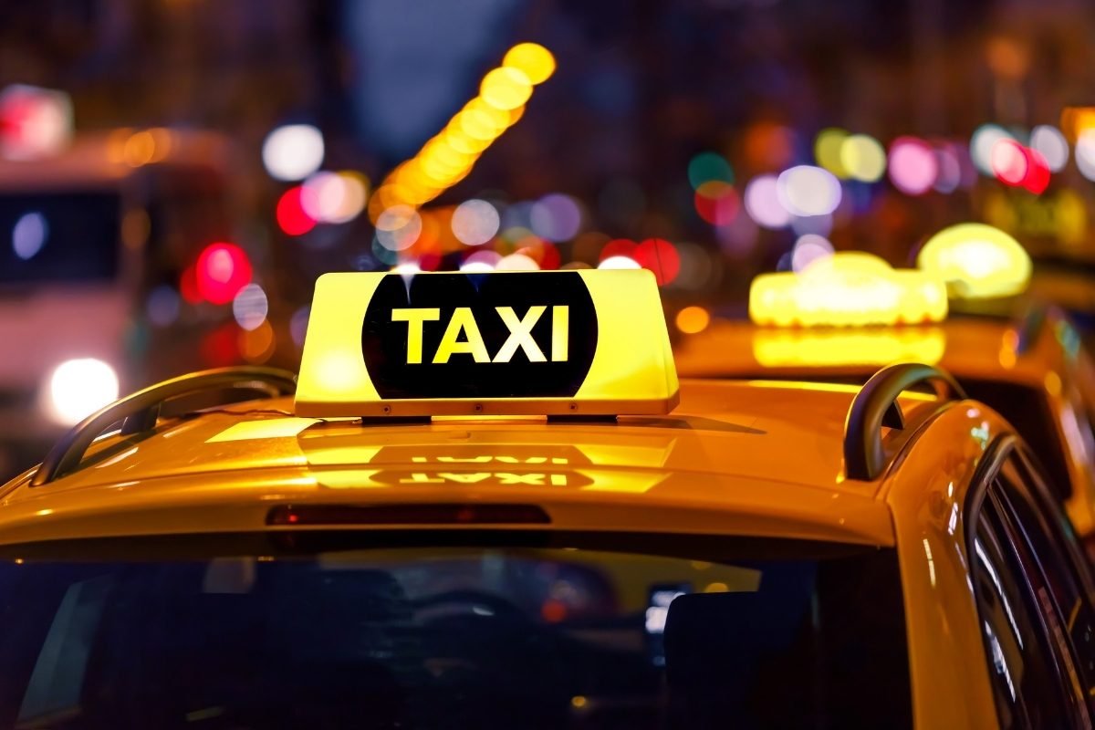 Cab Service from Travel Vibe Go, a tours and travel agency in Trivandrum